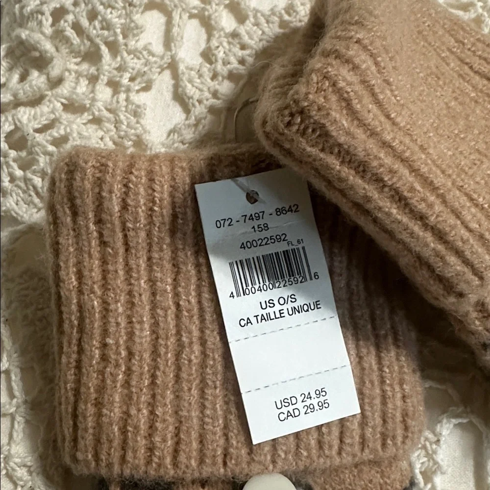 American Eagle Aerie leopard convertable mittens